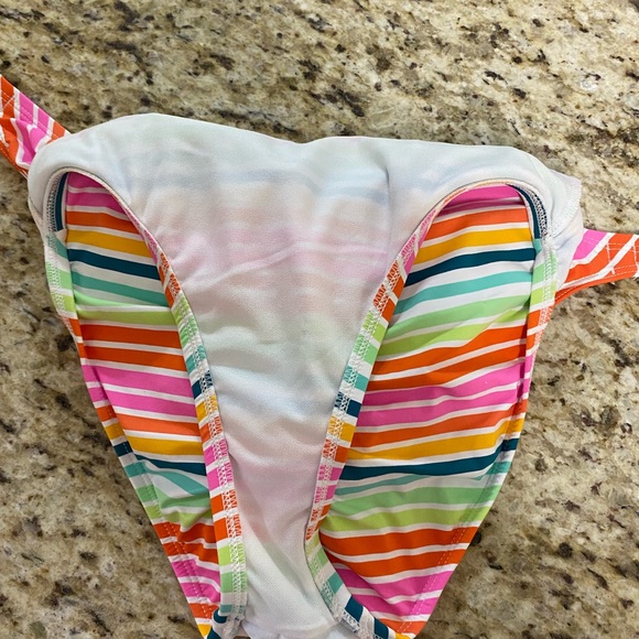 NWT decree 1 Piece Cutout Stripe Swimsuit Medium Coverage XS - Picture 13 of 16